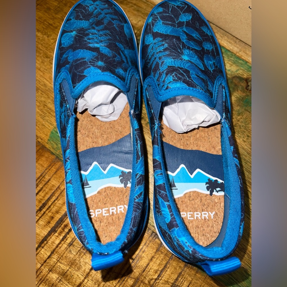 Sperry Top-Sider blue Navy Resort Crest slip on sneaker. Size 7. NIB NWT - Picture 10 of 10